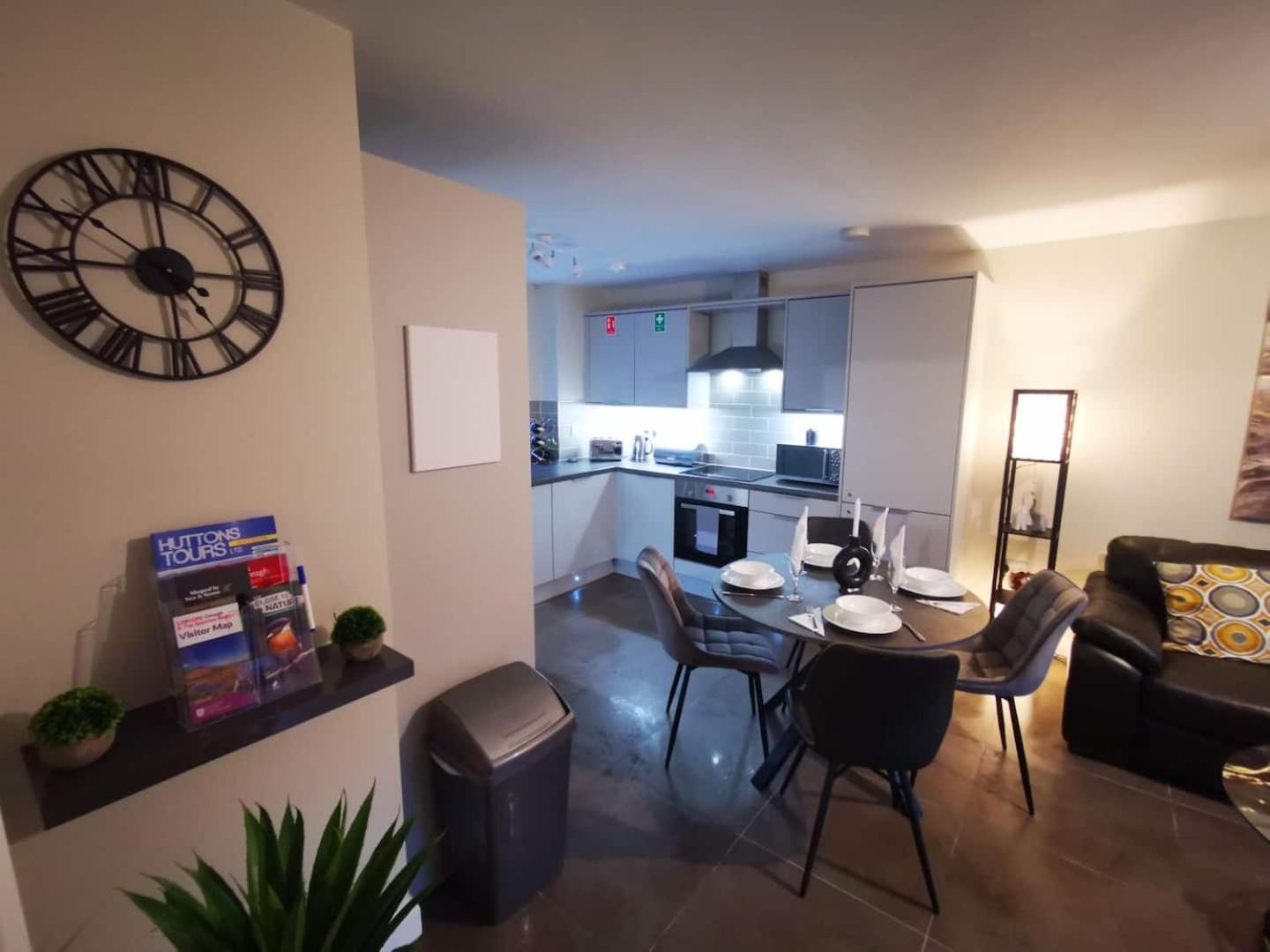 Belfast Central 2 Bedroom Luxurious Modern Stay Exteriör bild