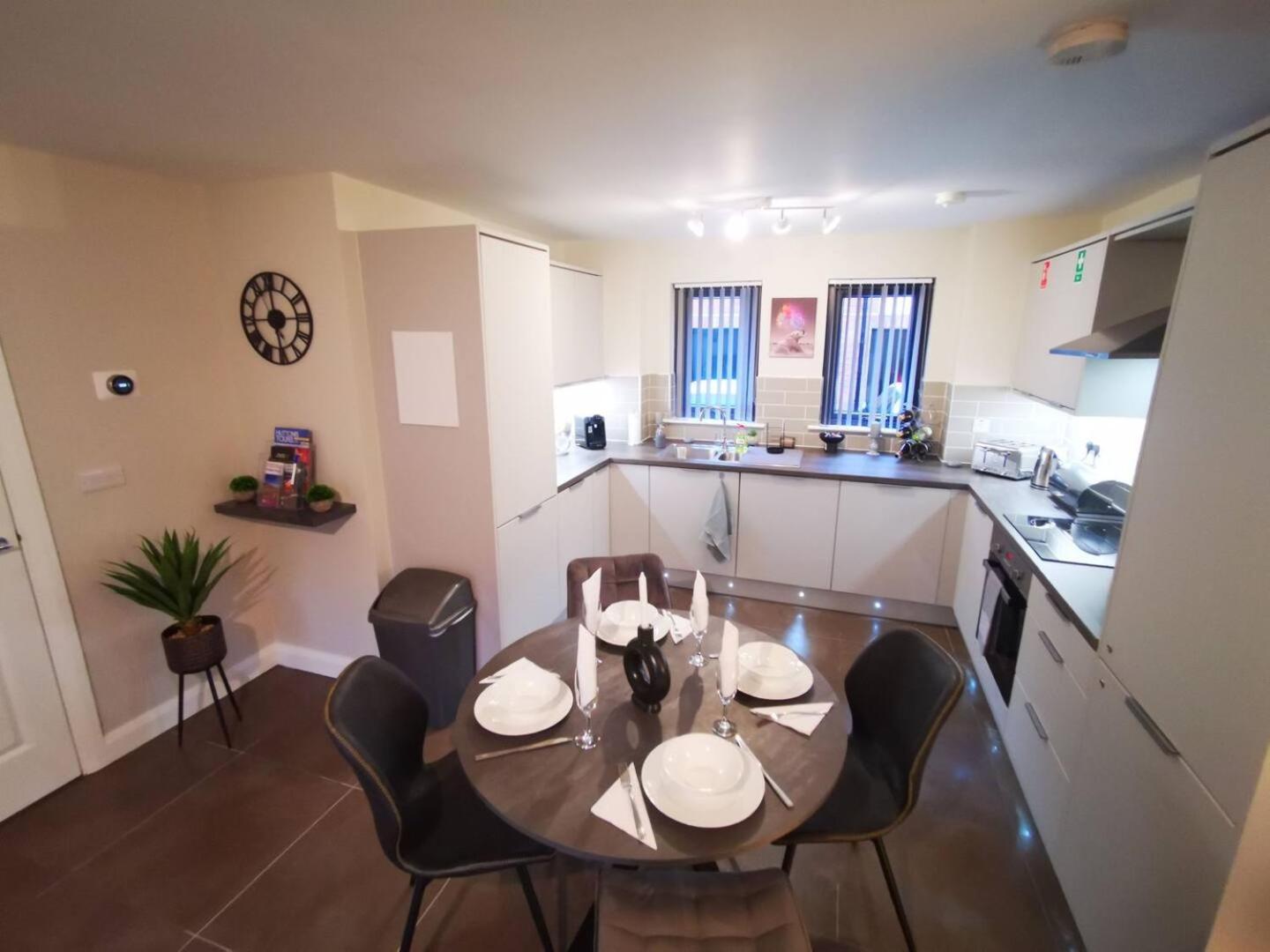 Belfast Central 2 Bedroom Luxurious Modern Stay Exteriör bild