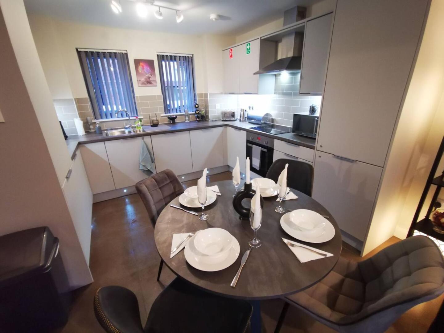 Belfast Central 2 Bedroom Luxurious Modern Stay Exteriör bild