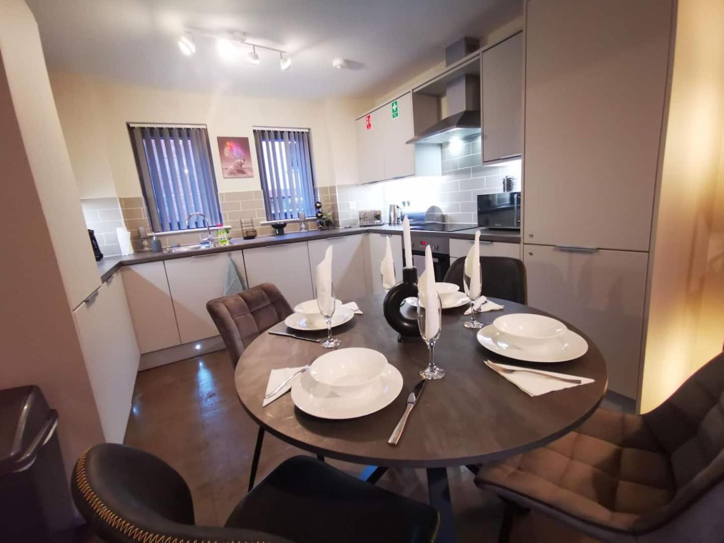 Belfast Central 2 Bedroom Luxurious Modern Stay Exteriör bild