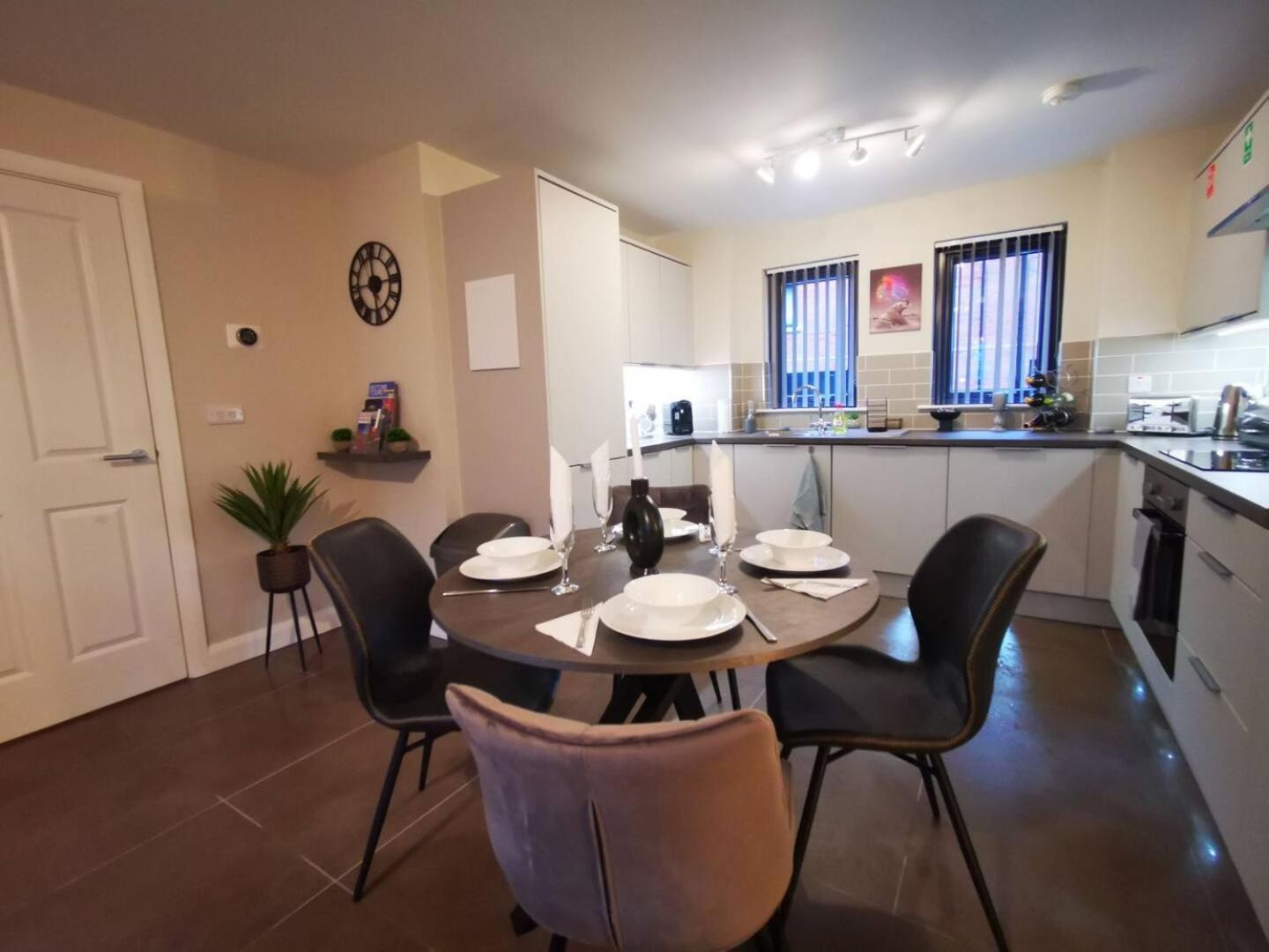 Belfast Central 2 Bedroom Luxurious Modern Stay Exteriör bild