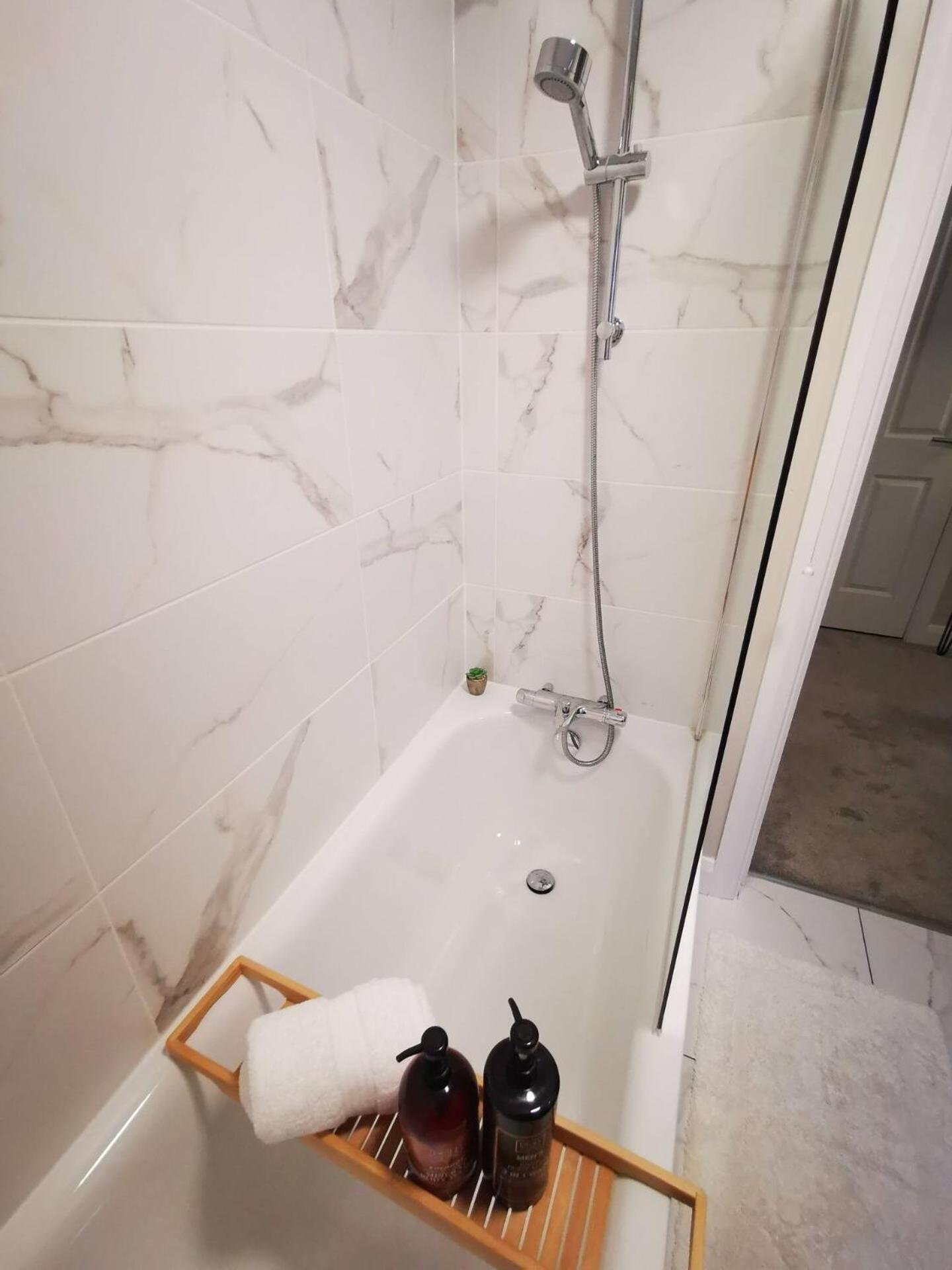 Belfast Central 2 Bedroom Luxurious Modern Stay Exteriör bild