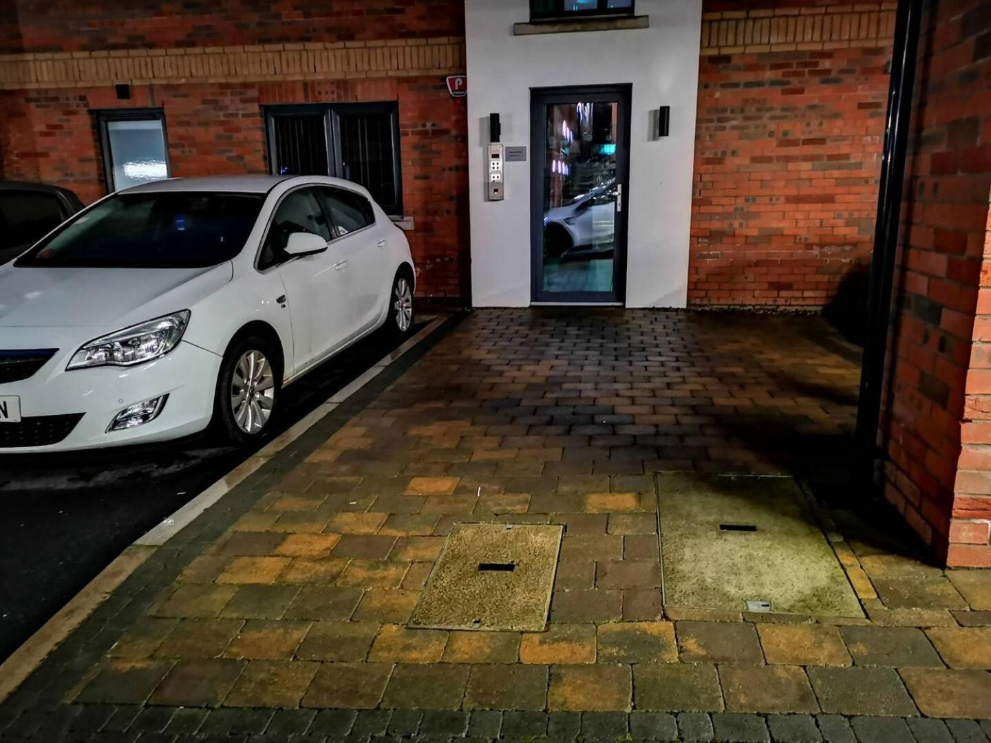 Belfast Central 2 Bedroom Luxurious Modern Stay Exteriör bild